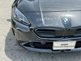 また、BMW正規認定中古車は、エマージェンシーサービスが自動付帯。24時間365日、皆様のカーライフをサポート致します。確かな安心のうえで、「駆けぬける歓び」をご堪能ください。