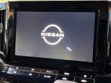 【純正ナビ】人気の純正ナビを装備しております。ナビの使いやすさはもちろん、オーディオ機能も充実!キャンプや旅行はもちろん、通勤や買い物など普段のドライブも楽しくなるはず♪