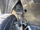 お車を安心してお乗りいただく為には、足回りの定期点検が欠かせません。サービスサポート(有償保証)では無料点検もご提供しており、安心のカーライフをお過ごしいただけるサポート体制が整っています。