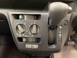 群馬ダイハツでは、安心してお乗りいただけるようにすべての車に検査・クリーニングを実施しています。