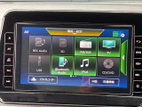 車載用のオーディオシステムです。音楽やラジオを楽しむことができ、ドライブをより快適に、楽しいものにしてくれます。