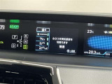 車両情報や燃費データを見やすく表示。