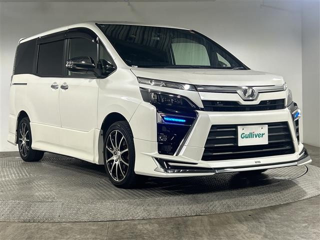 ヴォクシー 2.0 ZS 煌 修復歴無し