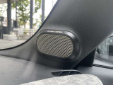 harman/kardon製 HiFi ラウド・スピーカー・システムを搭載しております。
