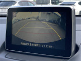 【 バックカメラ 】便利なバックカメラ装備で安全確認を頂けます。駐車が苦手な方にもオススメな便利機能です♪