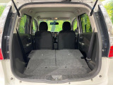 積み下ろしのしやすいデッキにはたっぷりと荷物を積み込んでいただけます。遊びから仕事まで、様々なシーンで頼れます♪