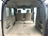 普段のお買い物や通勤、送迎等に十分な荷室スペースを確保しております。セカンドシートを倒すと、大きな荷物の積載も可能です♪