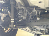 お車を安心してお乗りいただく為には、足回りの定期点検が欠かせません。サービスサポート(有償保証)では無料点検もご提供しており、安心のカーライフをお過ごしいただけるサポート体制が整っています。