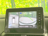 【アラウンドビューモニター】専用のカメラにより、上から見下ろしたような視点で360度クルマの周囲を確認することができます☆死角部分も確認しやすく、狭い場所での切り返しや駐車もスムーズに行えます。
