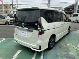 衝突被害軽減ブレーキや前後踏み間違い防止アシストなど安全装備も充実しています。