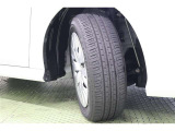 タイヤサイズ 185/60R15。