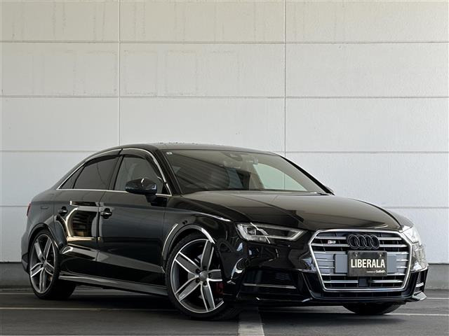 S3セダン 2.0 4WD 本革シート