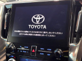 【メーカー純正ナビ】インテリアに溶け込むスタイリッシュな「専用設計」メーカーナビを装備♪視認性や操作性など基本性能にも優れ、より上質なカーライフをお楽しみいただけます。