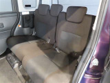 ゆとりある広々とした車内空間は、ドライブを始め買い物やレジャーなど、幅広く活躍します。一人でもみんなとでもお出かけを楽しみましょう!