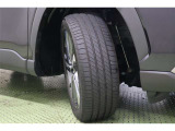 タイヤサイズ 225/50R18。