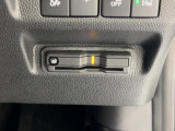 ETC付。高速道路の料金所はキャッシュレスで通過です。サービスエリア等にあるスマートインターの出入りも利用可能でとっても便利。ご納車後すぐにお使い頂けるようセットアップしてのお渡しとなります。