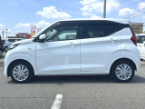 【保険】自動車保険のスペシャリストがお客様の立場になってお客様に最適な自動車保険のご提案や万が一の時の事故対応にあたりますので、ご安心ください。