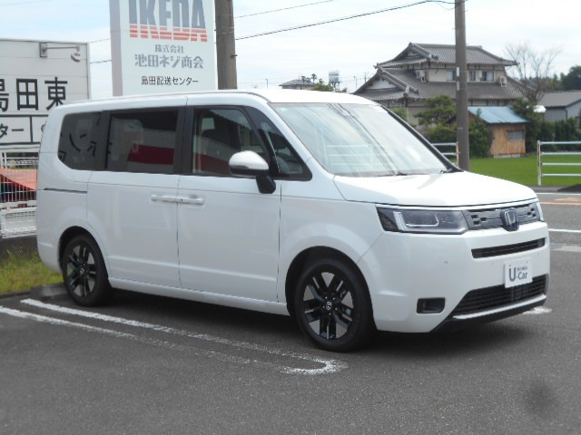 ステップワゴン 2.0 e:HEV エアー EX 