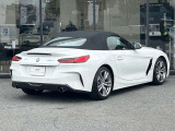 サービスにはドイツ本国と同様に教育と訓練を受け、BMWを知り尽くした「マイスターメカニック」が数多く在籍しております。納車前点検整備で、お客様に安心と安全をお届けいたします。