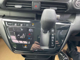 【タッチパネル式オートエアコン】夏は涼しく!冬は暖かく!室内の温度を自動調整★室温自動調整でいつでも快適♪
