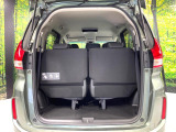 積み下ろしのしやすいデッキにはたっぷりと荷物を積み込んでいただけます。遊びから仕事まで、様々なシーンで頼れます♪