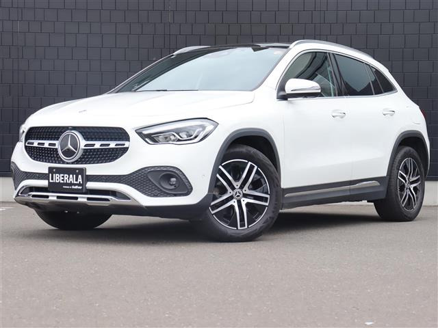 GLAクラス GLA200d 4マチック 4WD サンルーフ