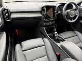 XC40 ウルトラ B4 AWD 4WD 