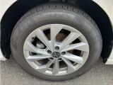この度は数ある中から弊社認定中古車をご覧いただき誠にありがとうございます。スペースの都合上、店舗で展示していない場合がございますの事前にお問い合わせくださいませ。
