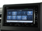 ナビゲーションは純正メモリーナビ(VXM-224VFi)を装着しております。AM、FM、CD、DVD再生、Bluetooth、音楽録音再生、フルセグTVがご使用いただけます。
