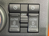 【両側パワースライドドア】スマートキーや運転席のスイッチで後席両側スライドドアの開閉が可能♪電動だから力を入れてドアを開ける必要が無く、小さなお子様でも簡単に開け閉めでき快適です♪
