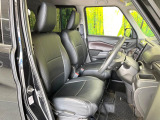 運転席シート廻りは使用感も少なく、良好な状態となっています。前オーナー様が丁寧に使っていたことがよくわかりますね。
