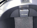 シガーソケット用の充電器が使用可能です!