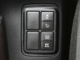 EVドライブモードで、早朝・深夜や屋内の駐車場などで、エンジン音や排気ガスを気にすることなく走れます。