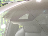 【プリクラッシュセーフティ】前方の車両等を検知し、衝突しそうな時は警報で注意を促し、ブレーキを踏む力をサポート。ブレーキを踏めなかった場合は衝突被害軽減ブレーキが作動、衝突回避をサポートします。