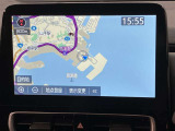 いまや必須装備「ナビゲーション」搭載!知らない場所に、スイスイッとドライブ。なんて便利な機能でしょうか?もう、これなしではハンドルを握れませんね!でも、運転中の操作は危険ですのでご注意ですね☆