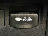 【1500Wアクセサリーコンセント】消費電力1500Wまでの家電が使えます。キャンプやスポーツ・アウトドアでのアクティビティはもちろん、災害・停電の際に大活躍♪