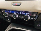 シートヒーター装備付き車!!座席に埋め込まれた電熱線によりシートを暖めることが出来る装備で、温めたられたシートは、寒い冬には最適です!!