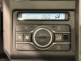 車内空調は&rdquo;AUTOエアコン&rdquo;にお任せ。運転に集中出来ますよ!