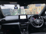 【運転席・インパネまわり】ハンドル・シート・フロアーなど隅々までプロによるクリーニング済み☆彡キレイな車内でドライブが一層快適にお楽しみいただけます!!