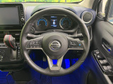 【ステアリングスイッチ】運転中、前方から目線をそらすことなく、オーディオ等の操作が可能な便利機能!安心&快適なドライブを演出してくれます♪