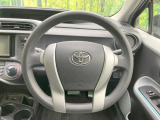 インテリアに合わせたデザインのステアリングは、運転される方のことも考え、運転しやすい形状、大きさです。是非一度、実際に触ってお確かめください。
