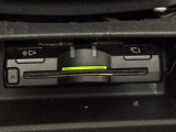 【ETC】有料道路を利用する際に料金所で停止することなく通過できる、ETC車載器(ノンストップ自動料金収受システム機器)が装備されています。セットアップを行うことで利用可能になります。