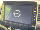 【大画面ナビ】人気の大型10インチナビを装備。存在感のある大画面はインパクト大!ナビ利用時のマップ表示は見やすく、テレビやDVDは臨場感がアップ!いつものドライブがグッと楽しくなります♪