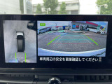 上空から見下ろしているかのように駐車できるアラウンドビューモニター