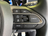 【レーダークルーズコントロール】高速道路での長距離走行が楽に!!自動で速度を保つクルーズコントロールが、衝突軽減システムと連携し、前方の車両を感知して車間を保つように速度調節してくれます!!
