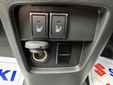自社工場完備で納車前の点検から車検・一般整備・各用品パーツの販売、取付け・オーディオ、ナビ取付・鈑金塗装・ポリマー施工・ガラスコーティングなど車に関する事なら何でもいたしております。