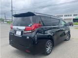 アルファード ハイブリッド 2.5 X E-Four 4WD 