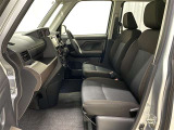 【全車まるごとクリーニング済☆】室内外はもちろん、シートを外してニオイの元となるフロアカーペットまで消臭・除菌を実施。中古車を気持ちよくお乗りいただけるクリーニングサービスを全車施工しております!