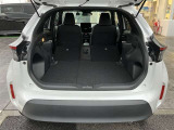 【荷室】リヤシートを倒せばさらに広くご使用することが出来ます。