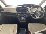 セレナ 1.2 e-POWER ハイウェイスターV 修復歴無し